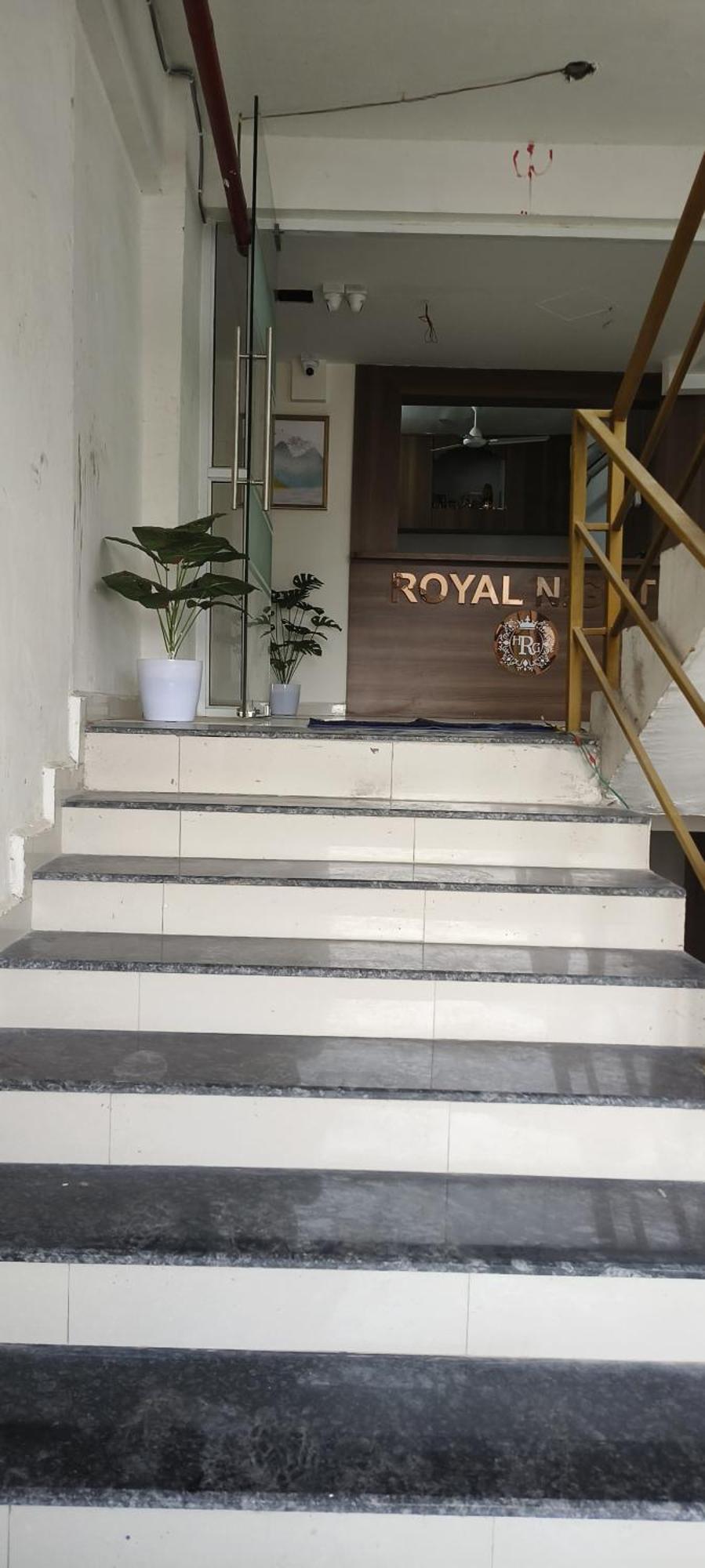 Hotel Royal Night Даман Экстерьер фото