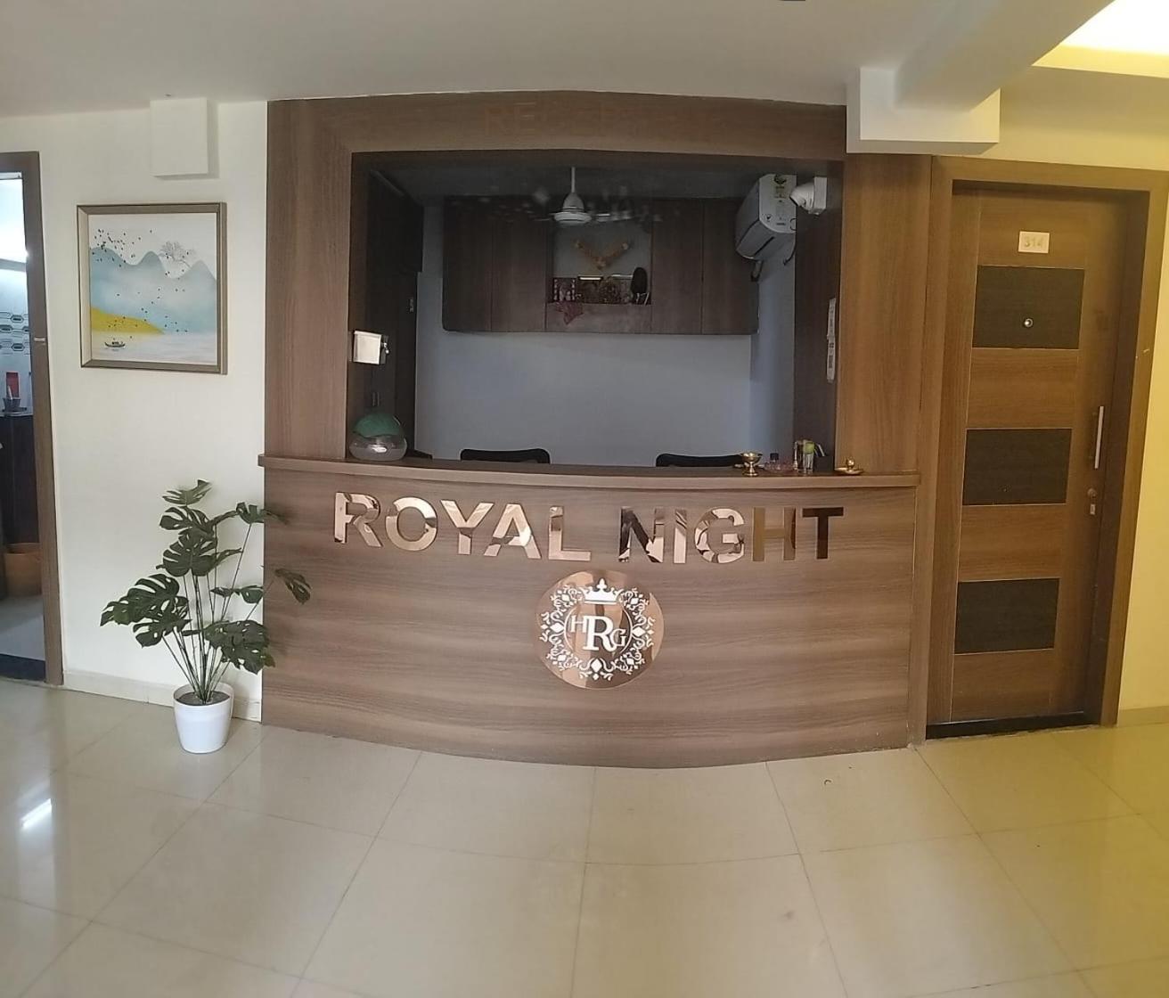 Hotel Royal Night Даман Экстерьер фото