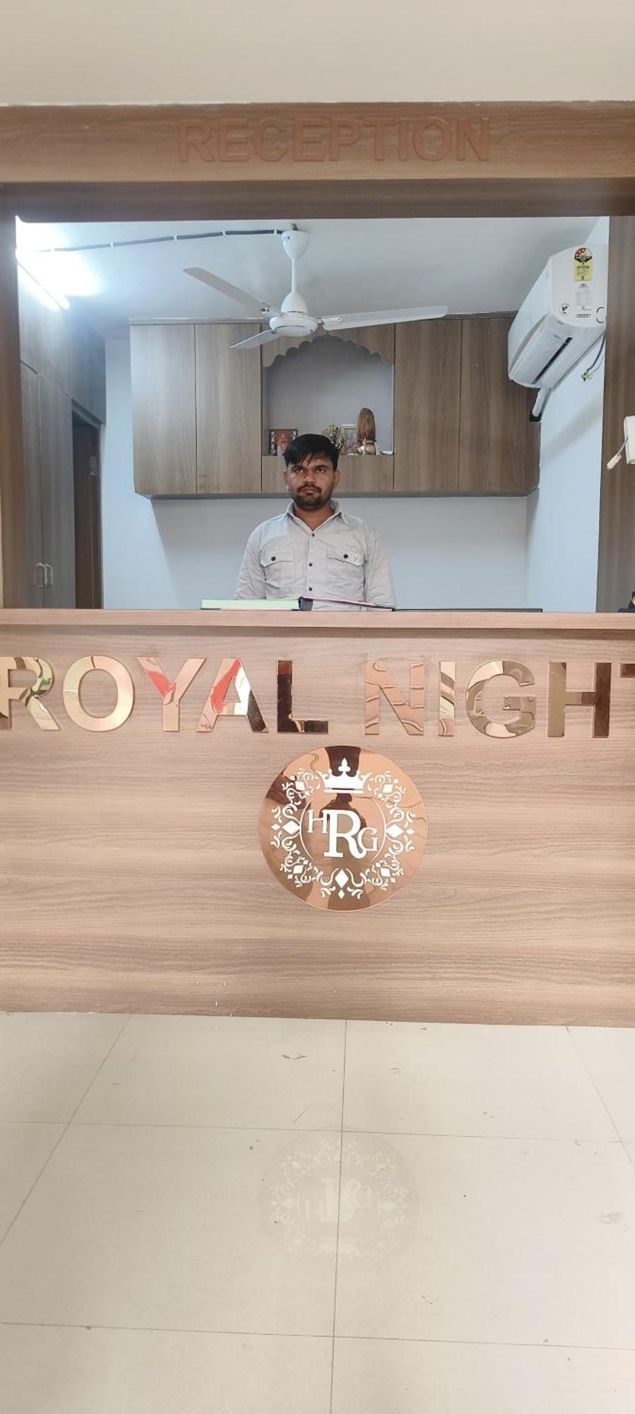 Hotel Royal Night Даман Экстерьер фото